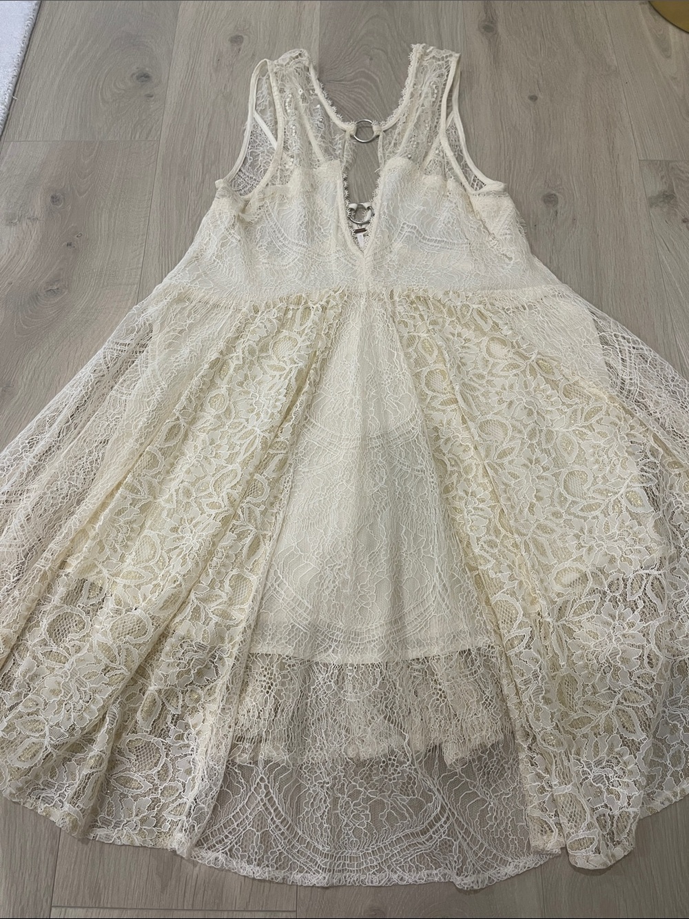 Free People Cream Lace V-Neck Sleeveless Chemise